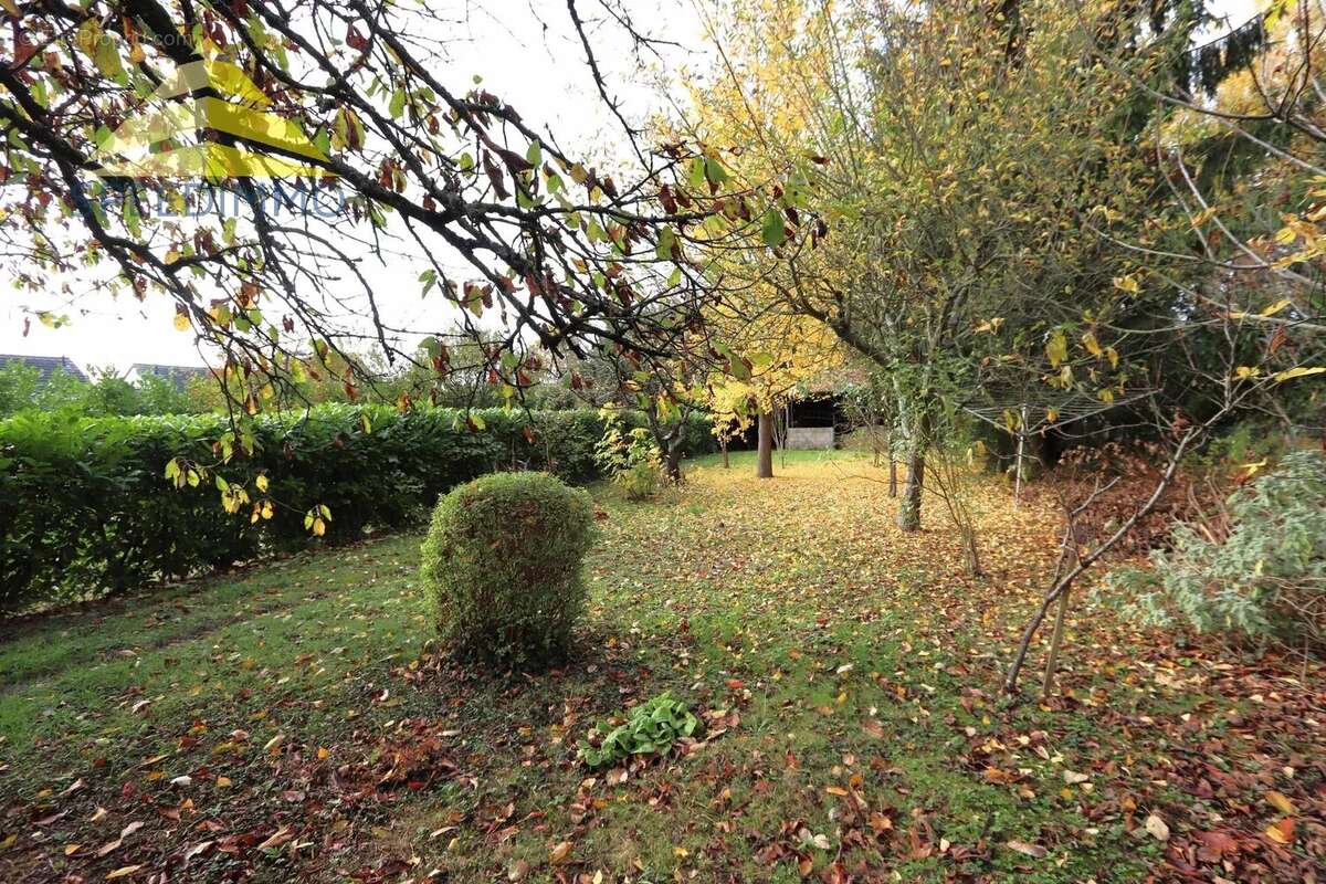 Maison à MANDRES-LES-ROSES