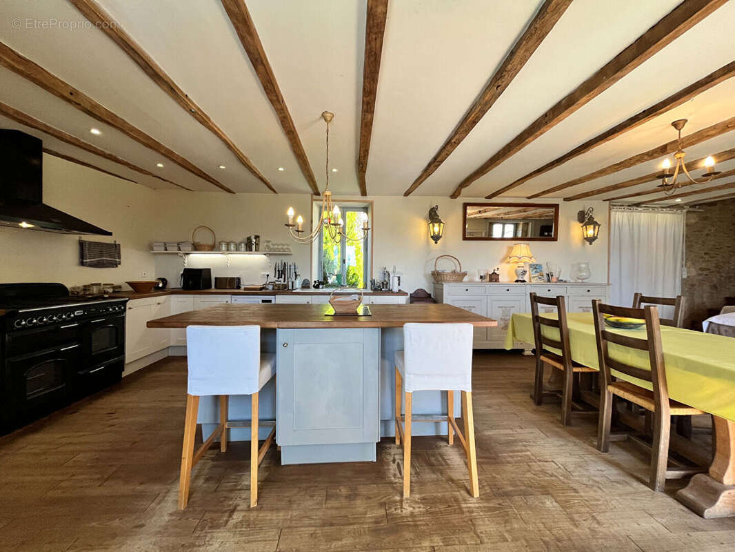 Maison à VILLEFRANCHE-DU-PERIGORD