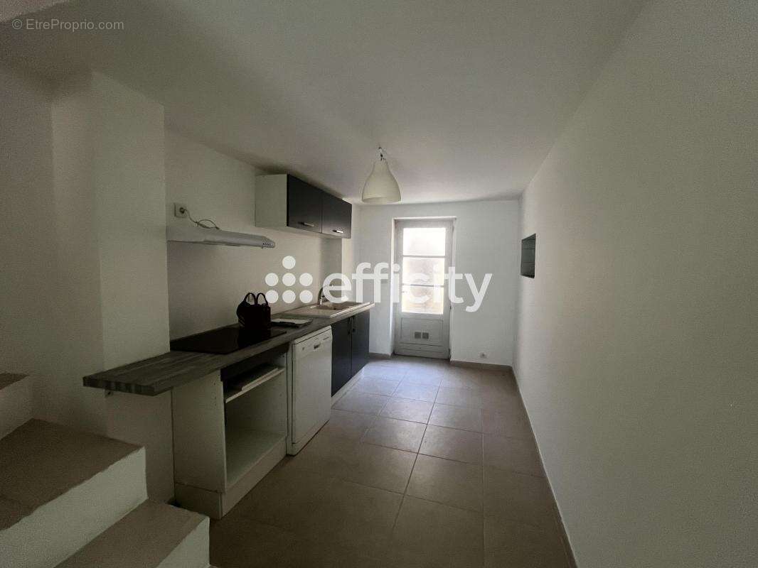 Commerce à MARSEILLE-5E