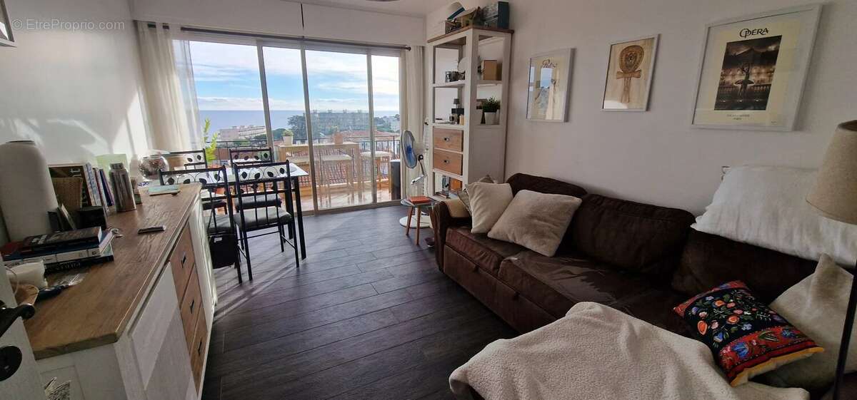 Appartement à ROQUEBRUNE-CAP-MARTIN