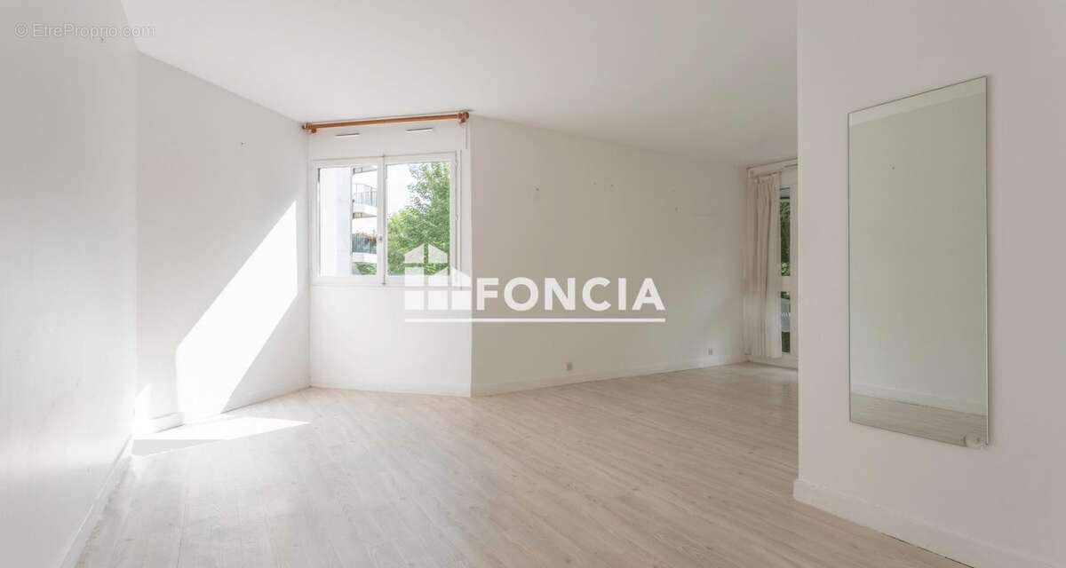 Appartement à GRIGNY