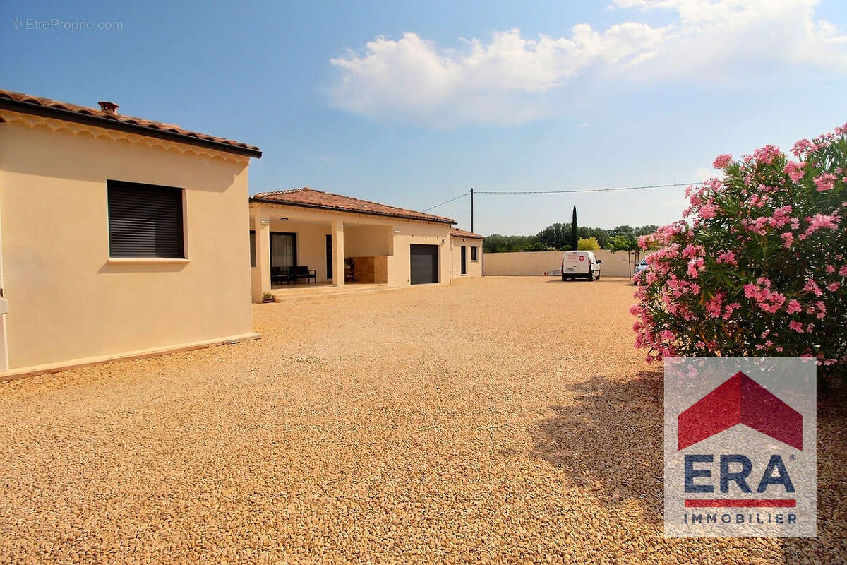 Maison 175m² à mondragon - photo 2