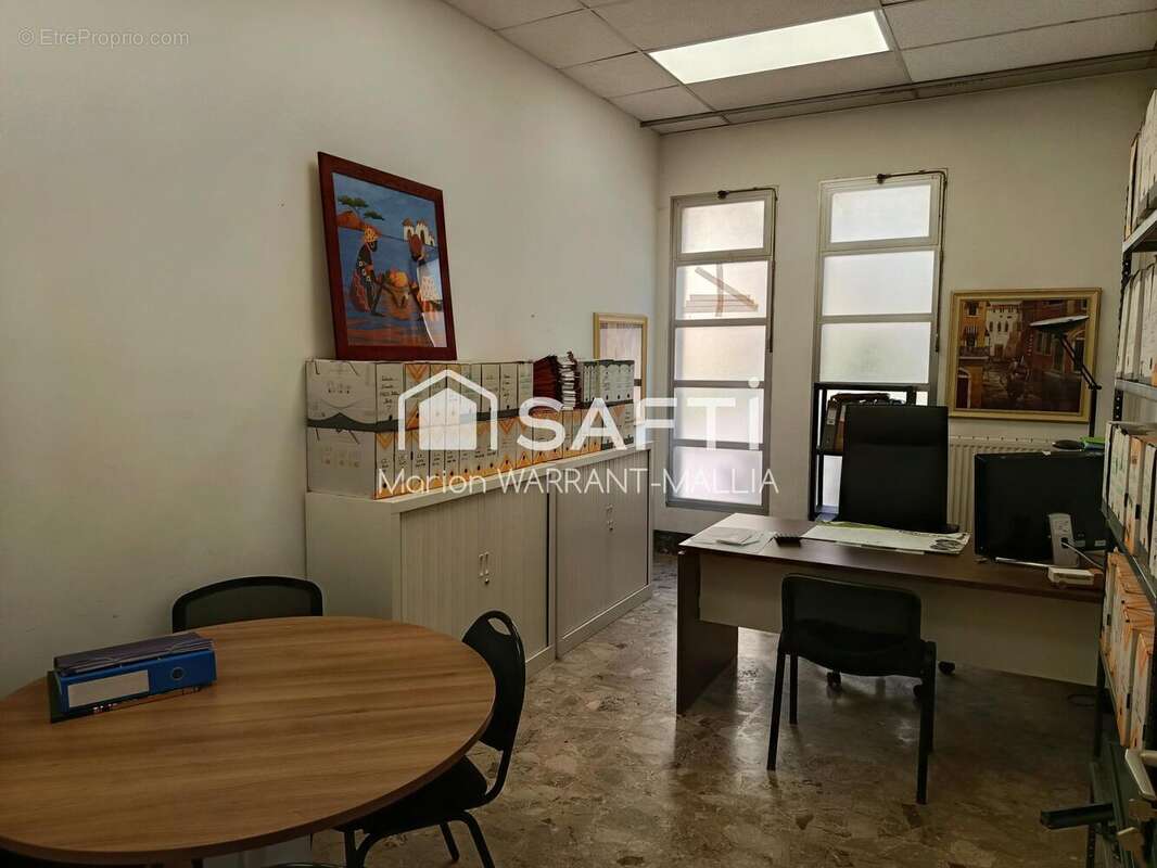 Photo 5 - Commerce à FREJUS