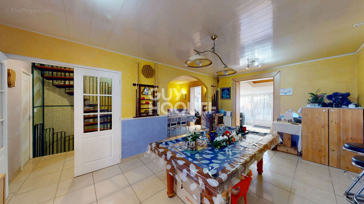 Maison à FRANCONVILLE