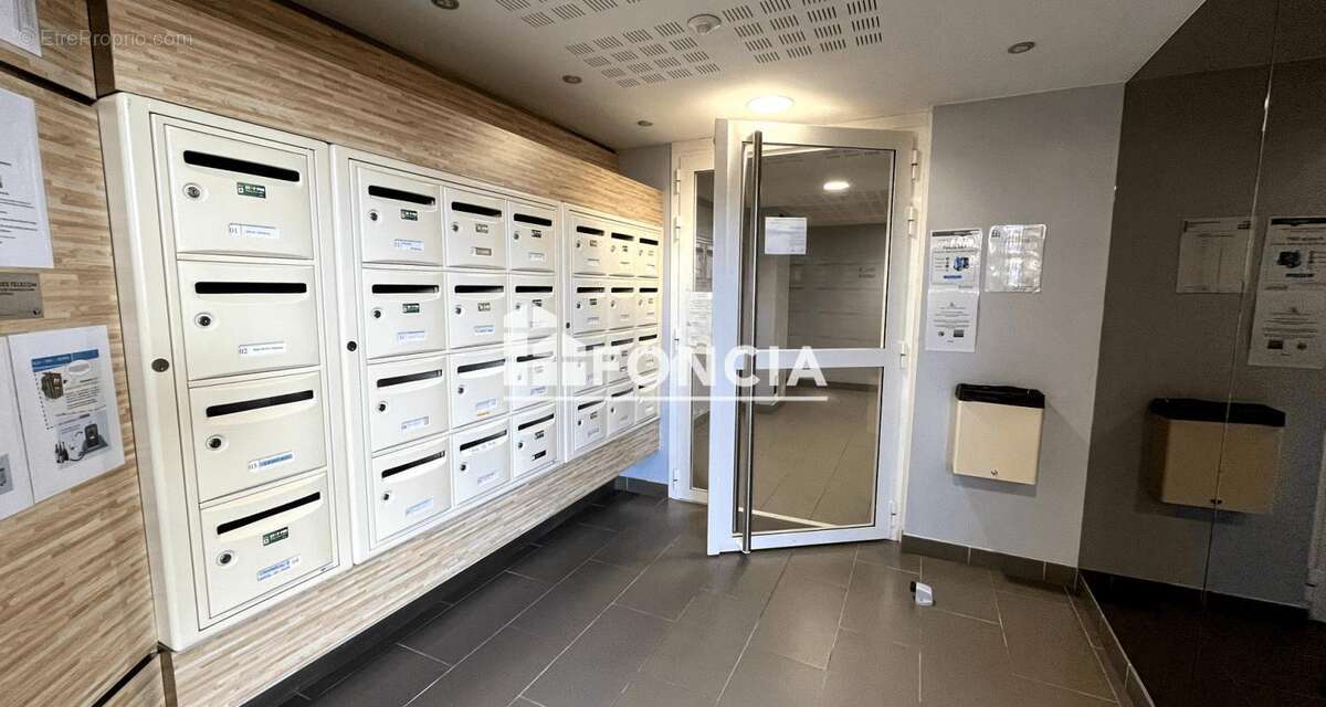 Appartement à SAINT-SEBASTIEN-DE-MORSENT