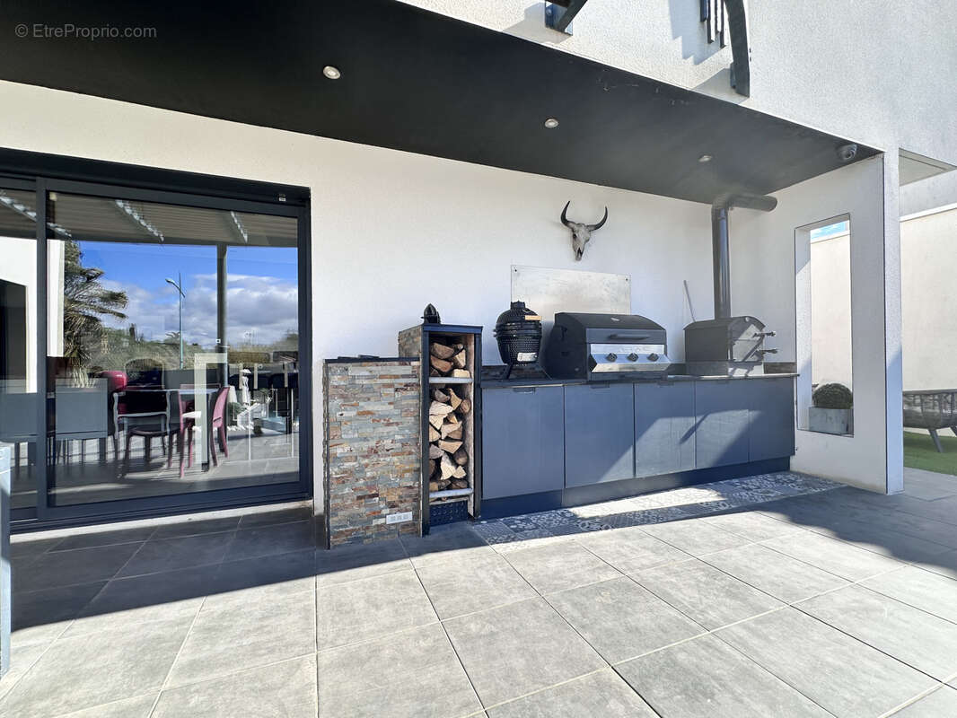 Maison à VILLENEUVE-LES-MAGUELONE