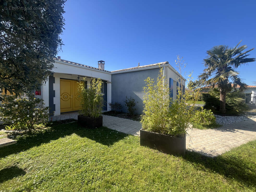 Maison à MESCHERS-SUR-GIRONDE