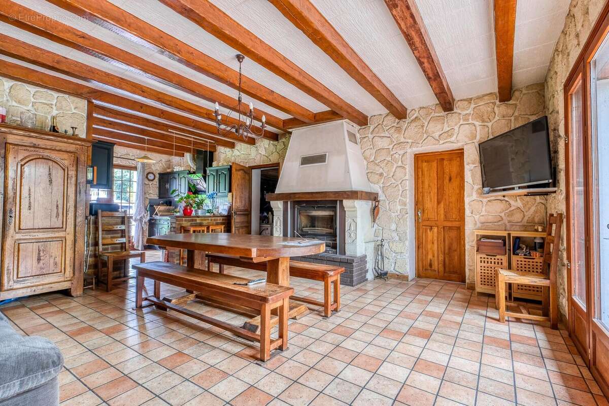 AVANT  - Maison à DAMPMART