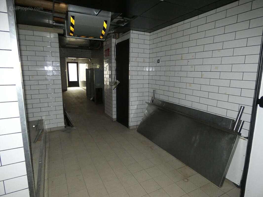 Commerce à SAINT-HILAIRE-DU-HARCOUET