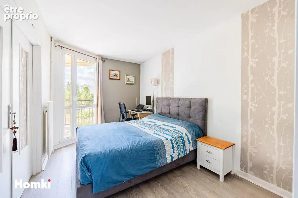 Appartement T3 de 68 m² (inclus parking+cave) à Courbevoie 92400, Rue Pierre Brossolette - photo 5
