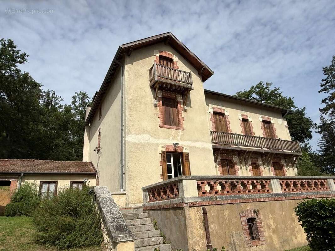 Maison à BOULOGNE-SUR-GESSE