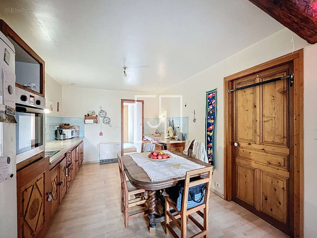 Appartement à SAINT-PAUL-SUR-UBAYE