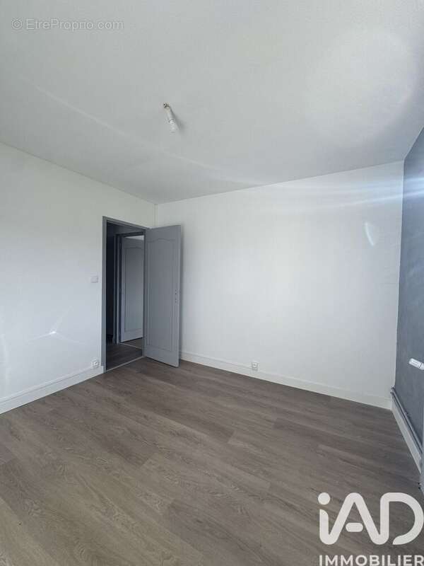 Photo 6 - Maison à SAINT-DOULCHARD