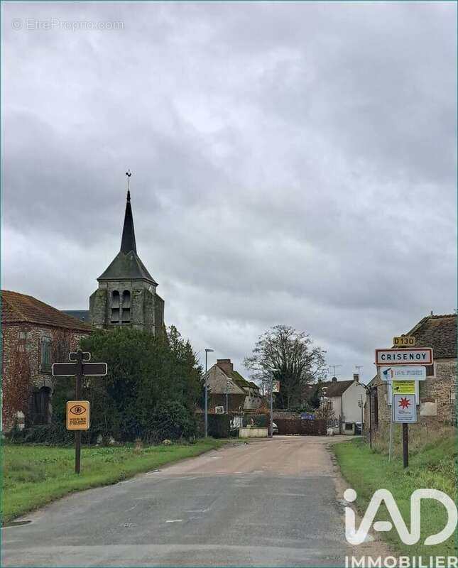 Photo 4 - Terrain à CRISENOY