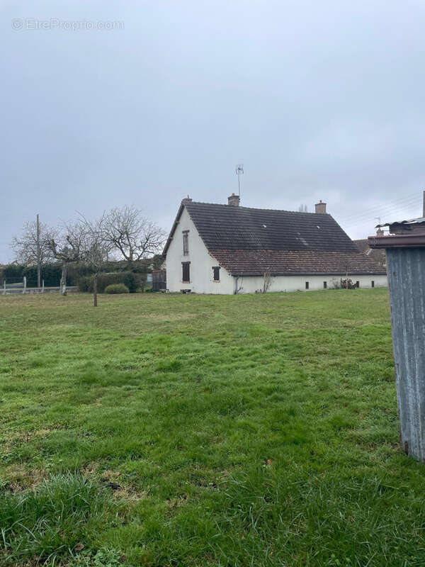 Maison à DHUIZON