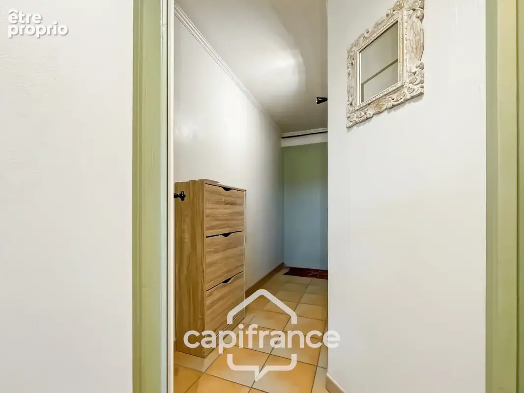 Pont royal — un appartement signature avec vue,climatise , terrasse et 6 couchages , 2ème et dernier étage sur le lac - photo 17