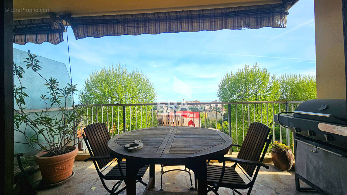 Appartement à VENCE