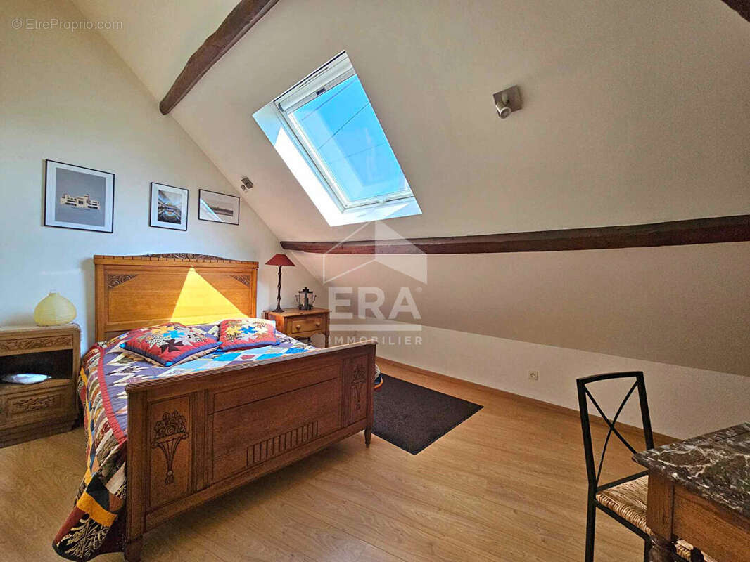 Semi plain pied, 4 chambres, bureau, jardin, dépendances, garage - photo 7