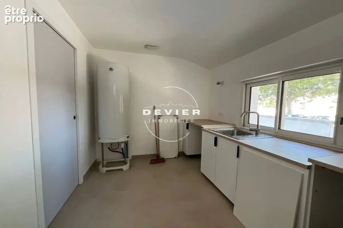 Maison 4 pièces 120 m² à vendre à Le Cailar (30740) - photo 9