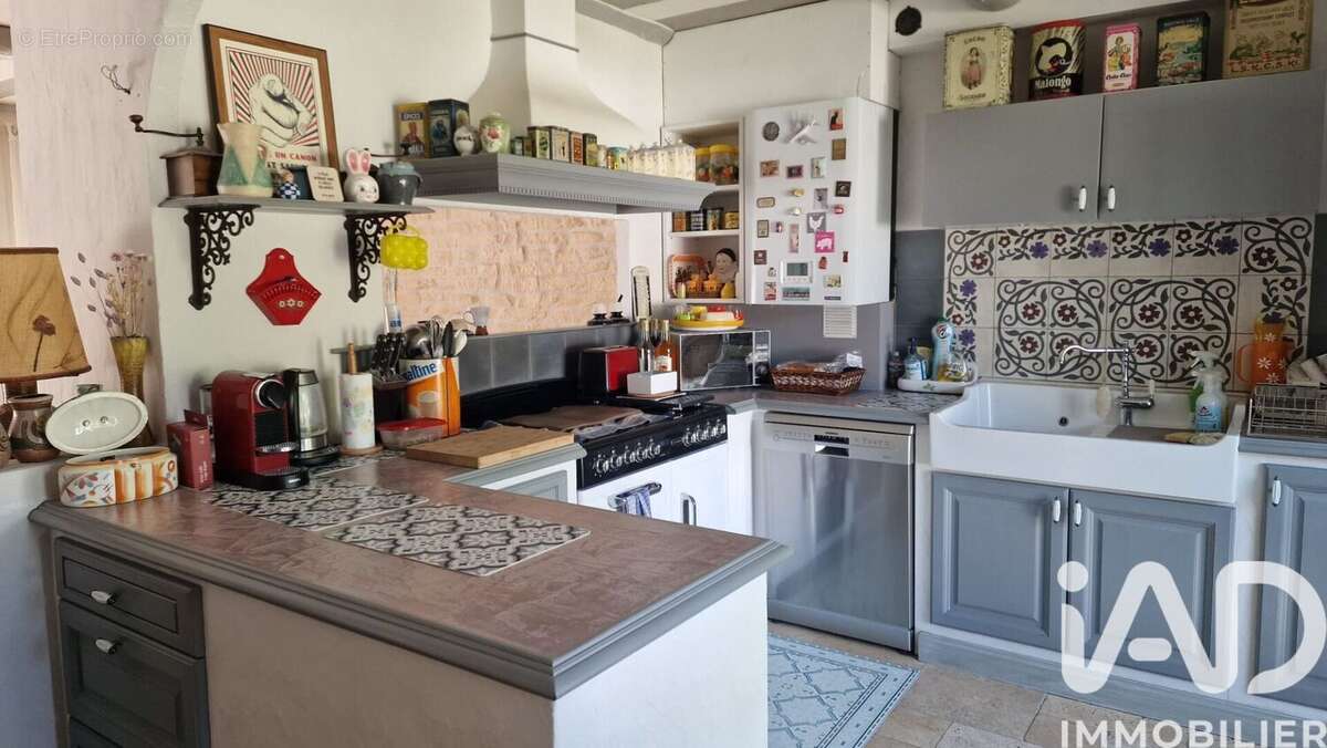 Photo 5