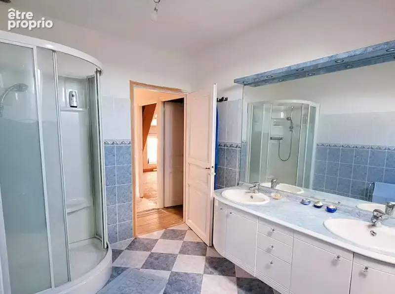 Maison de ville aux beaux volumes - photo 11
