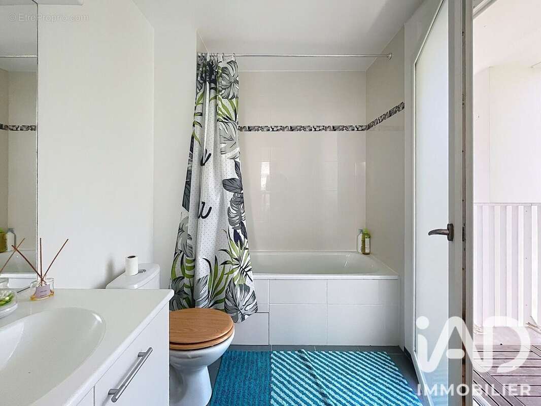 Photo 6 - Appartement à LYON-8E