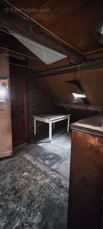 Maison en brique de 98 m2 à Rénover - photo 9