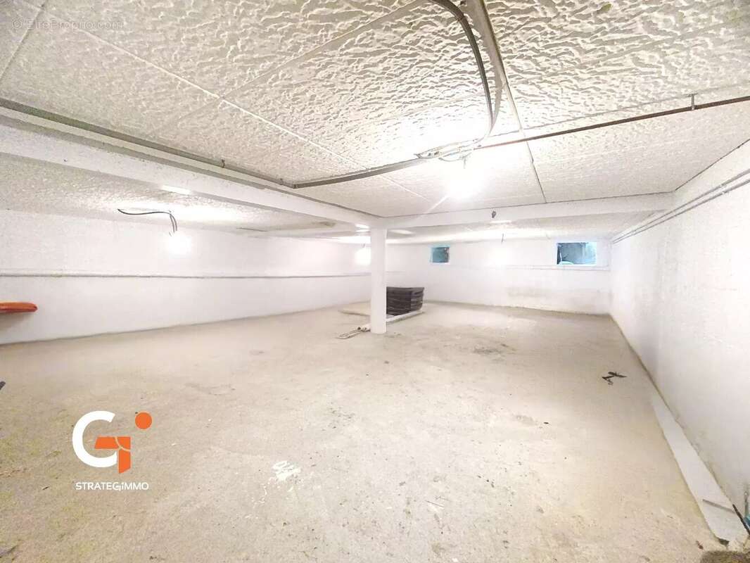 Maison à SAINT-ETIENNE-DU-ROUVRAY