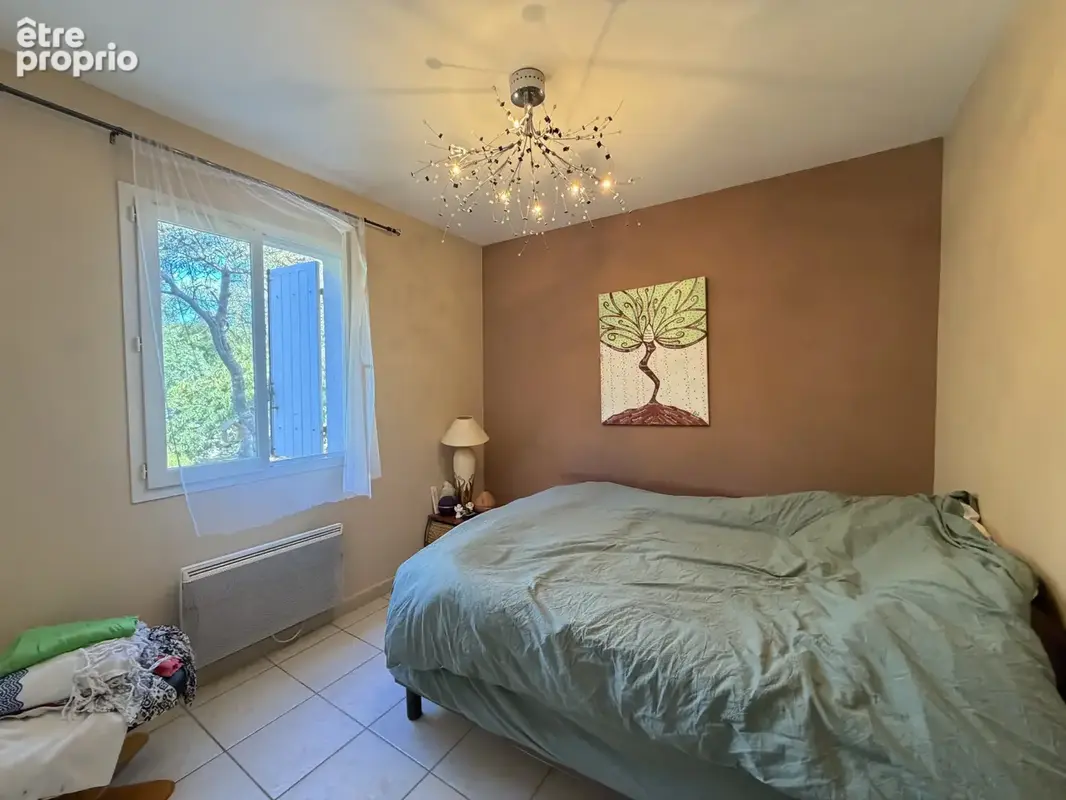 A vendre villa t4 avec piscine et garage saint maximin la sainte baume  - 83470 - photo 8