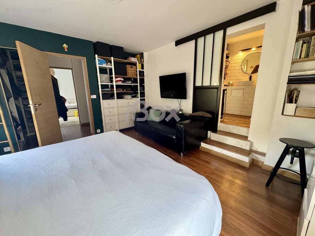 Maison à LA VALETTE-DU-VAR