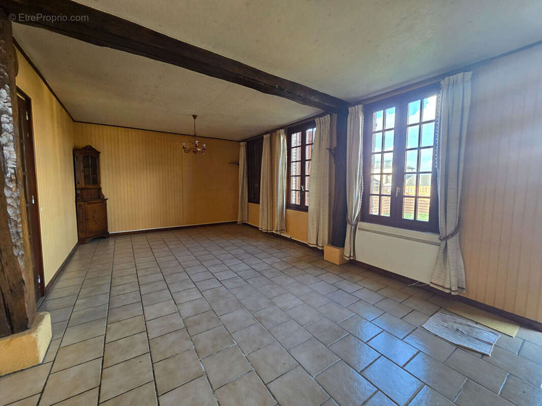 Maison à CAUDEBEC-LES-ELBEUF