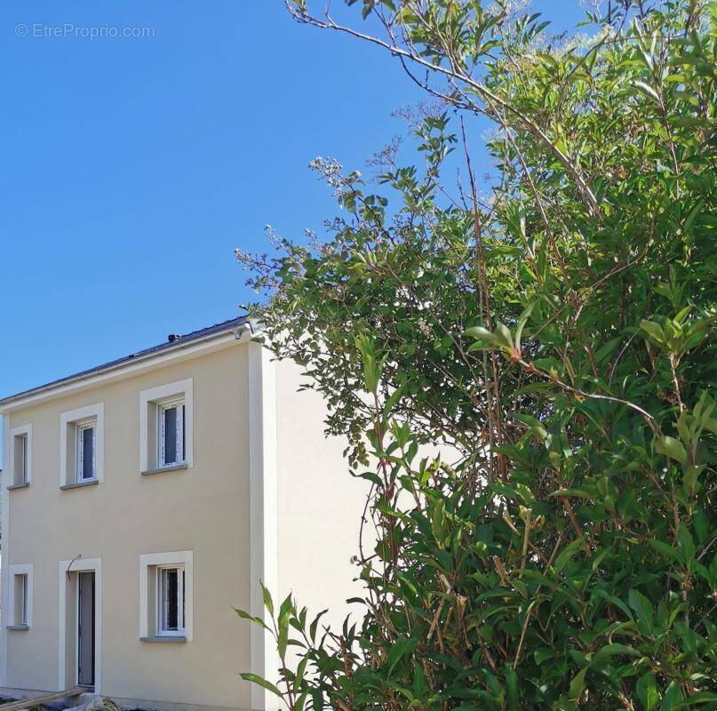 Maison à RESSONS-SUR-MATZ