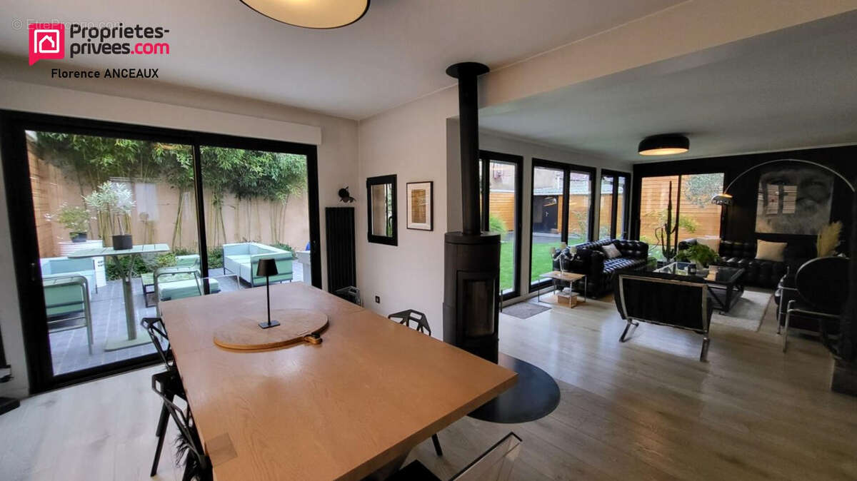 Maison à SAINT-QUENTIN