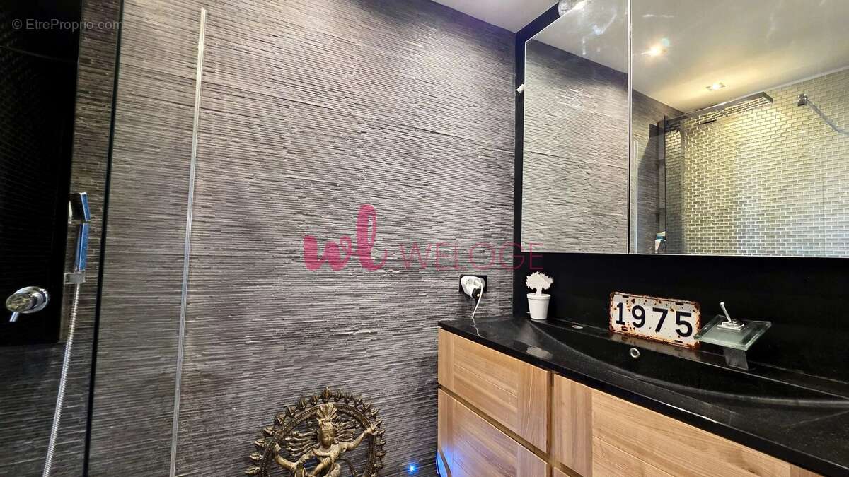 Appartement à MARSEILLE-11E