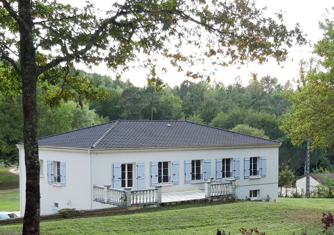 Maison à FUMEL