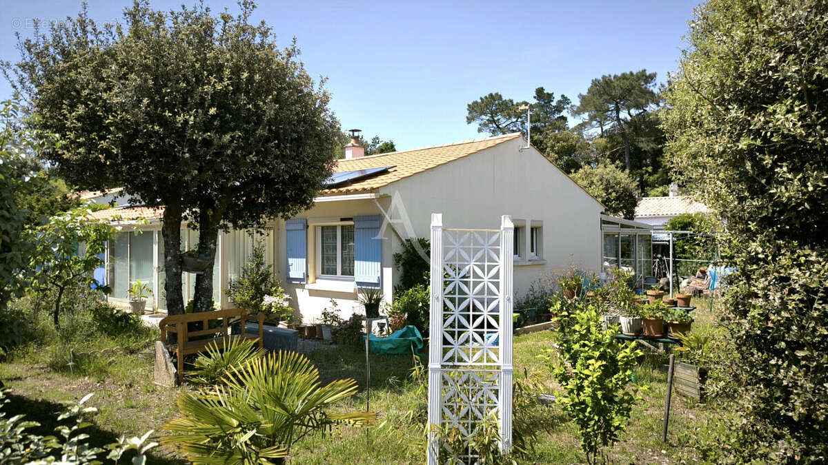 Maison à LONGEVILLE-SUR-MER