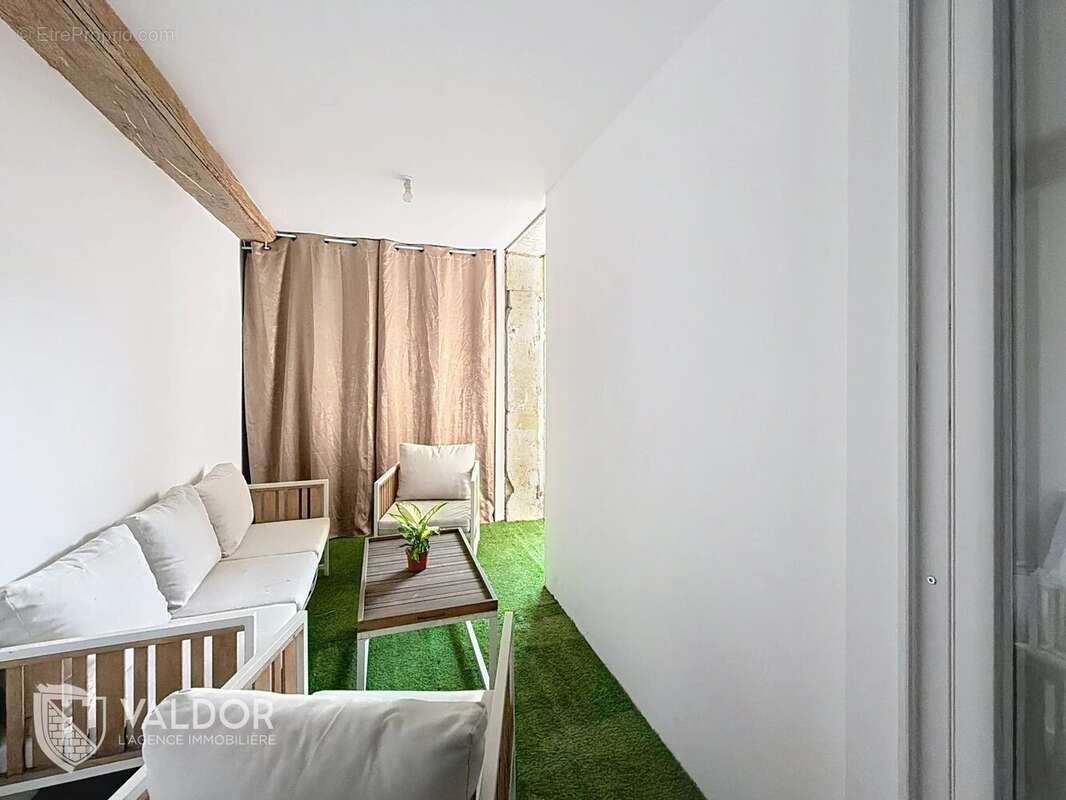 Appartement à SAINT-GEORGES-DE-RENEINS