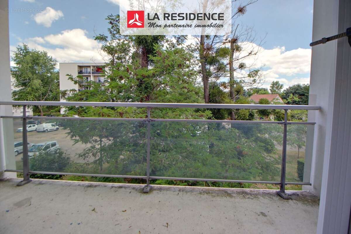 Appartement à VERNEUIL-SUR-SEINE