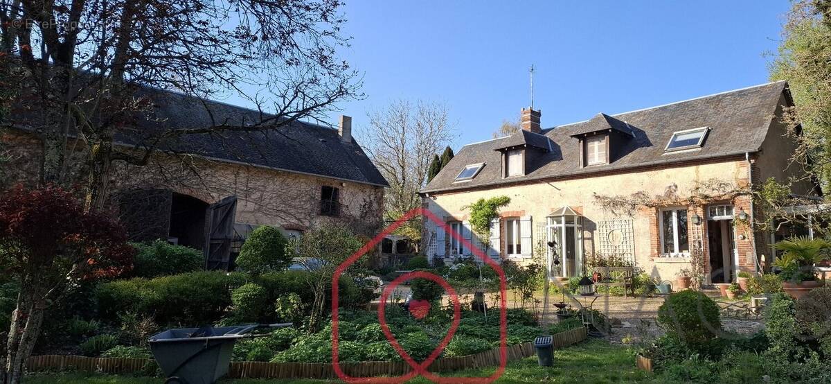 Maison à DAMPIERRE-EN-CROT