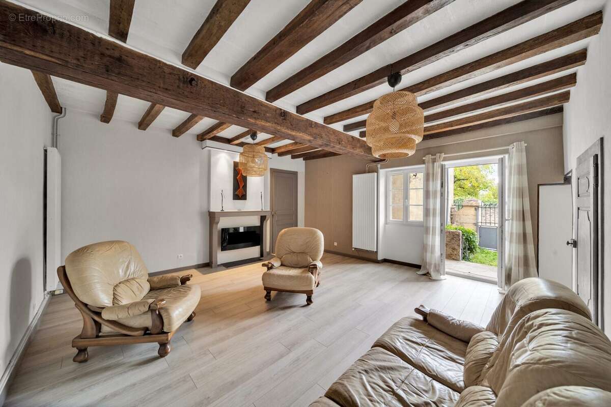 Maison à MARSANNAY-LA-COTE
