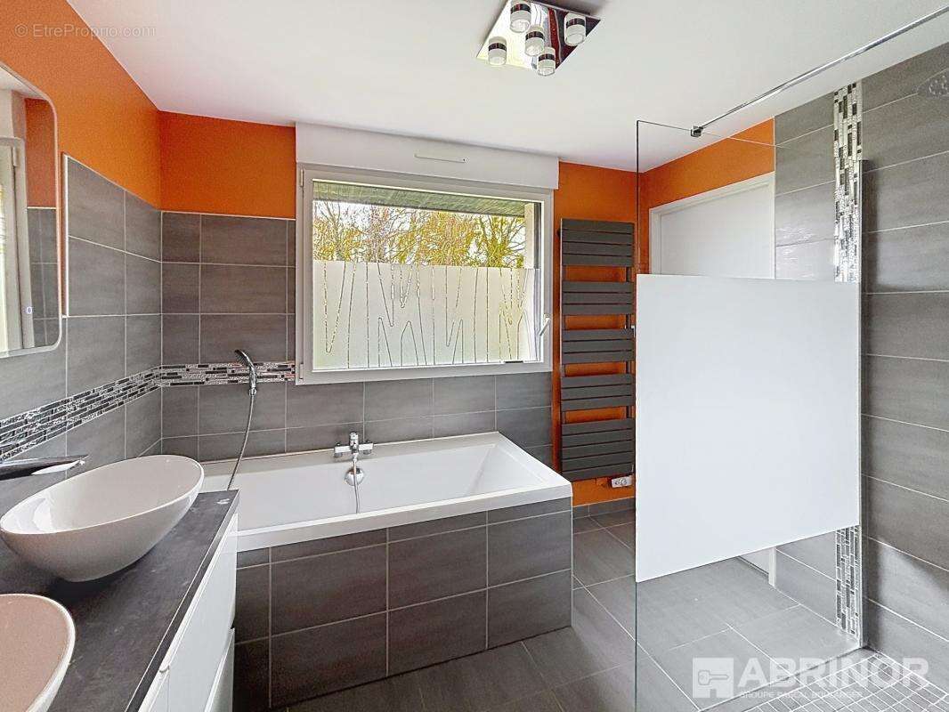 Maison à ANNOEULLIN