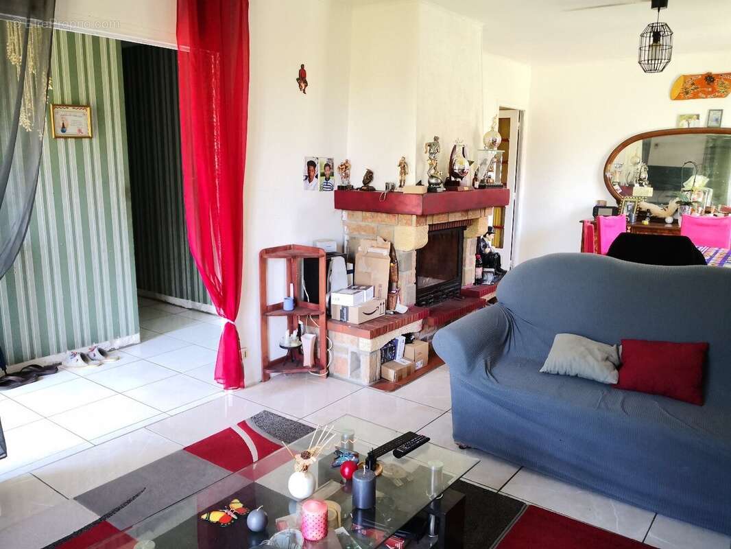 Maison à FERRIERES-EN-GATINAIS