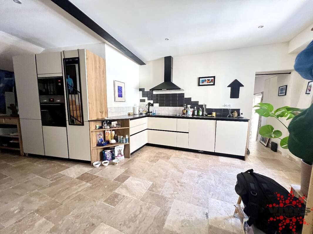 COUP DE COEUR - Maison de Village rénovée avec Vue Exceptionnelle sur l'étang de Vendres - photo 4