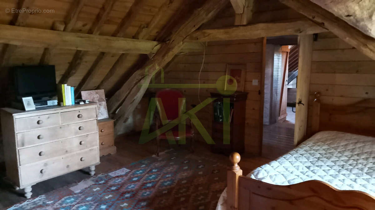 Maison à LURCY-LEVIS