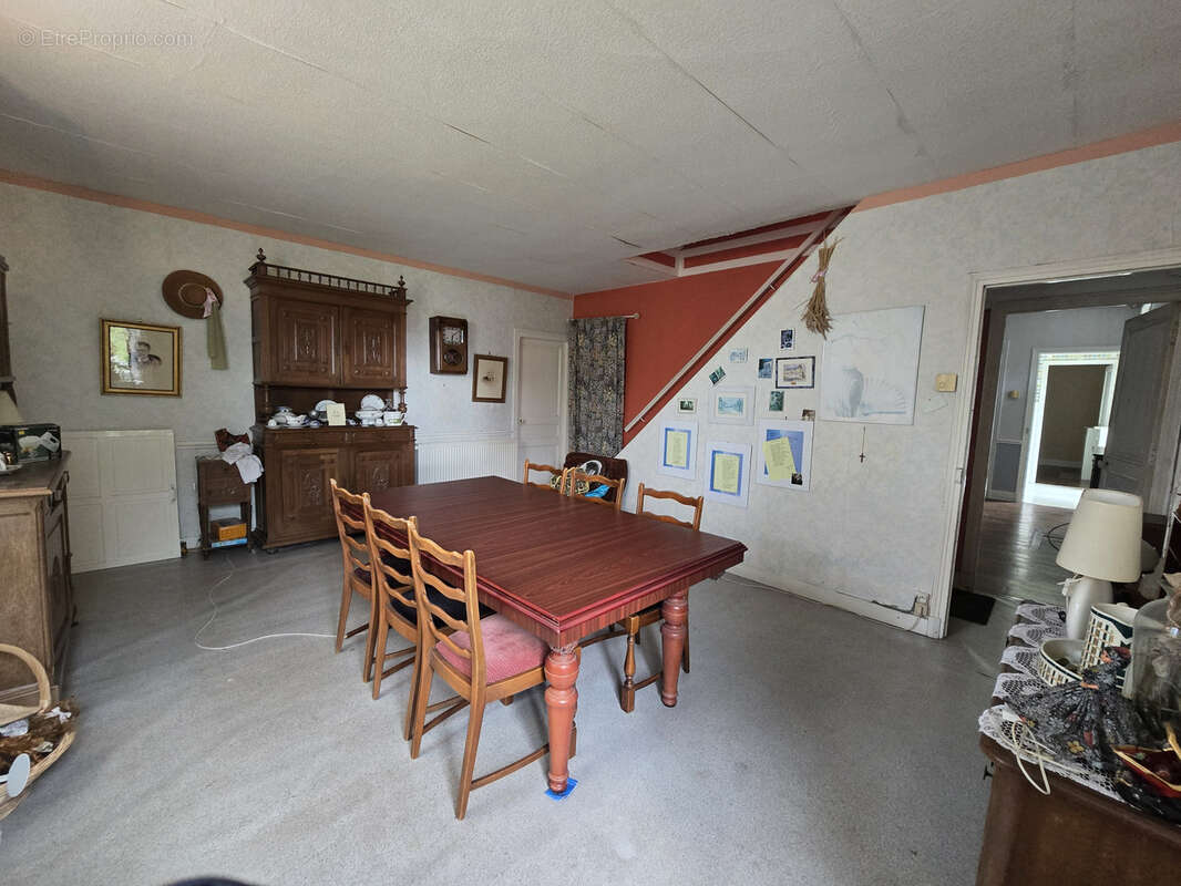 Maison à CONSENVOYE