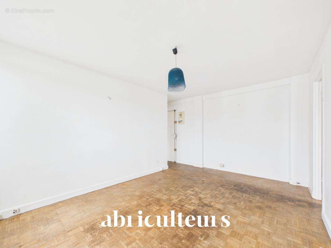 Excellent potentiel pour ce 3 pièces plein sud en vente à Montreuil (93100) - photo 13