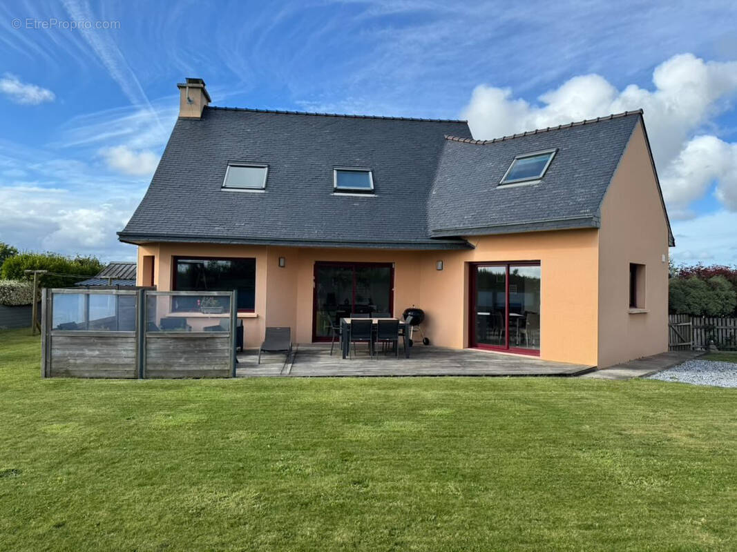 Maison 6 pièces 120 m² · à Lannilis · 120 m² · 348 000 €