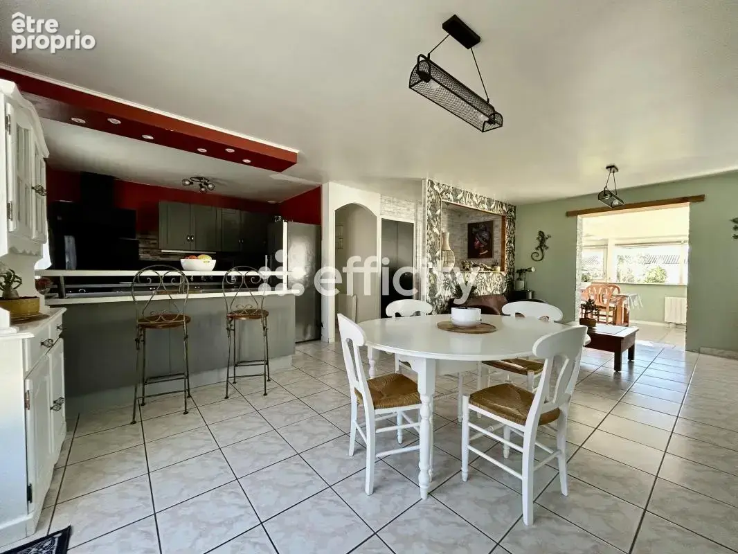 Maison 121 m² à Marennes  - photo 6