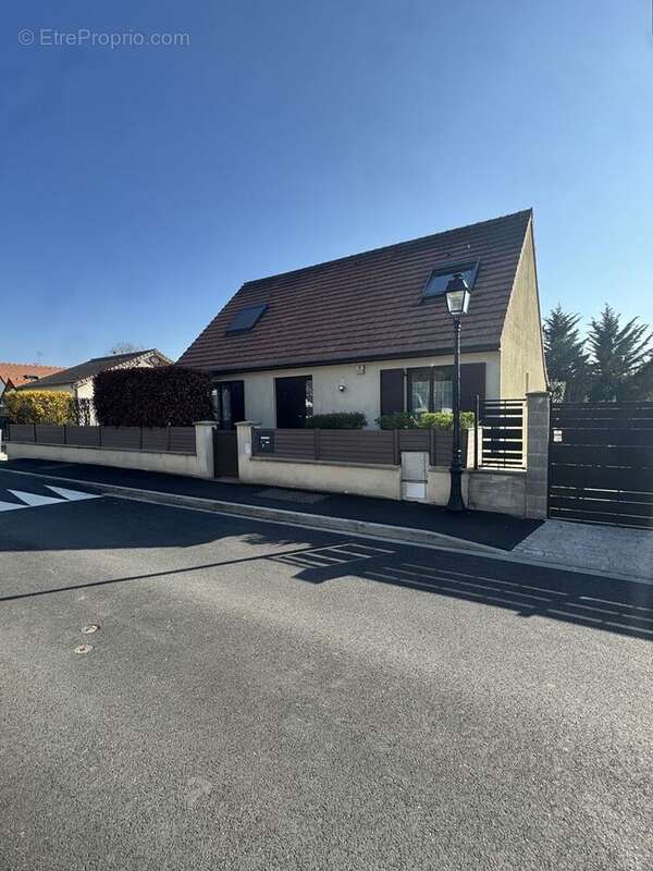 Maison à SAINT-PRIX