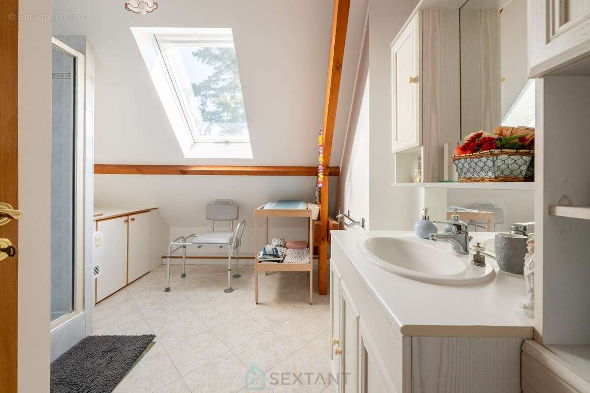 Maison à CHAILLY-EN-BIERE